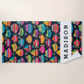 あなたの一流の|の海の交通機関パターンを加えて下さい ビーチタオル (正面)