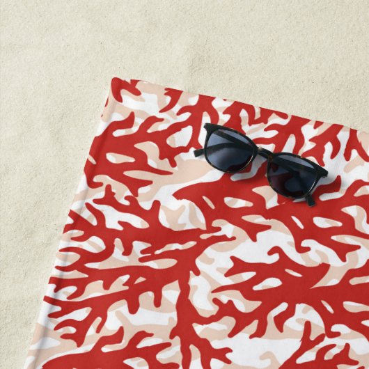 あなたの一流の|の赤い珊瑚パターンを加えて下さい ビーチタオル (インサイチュ)