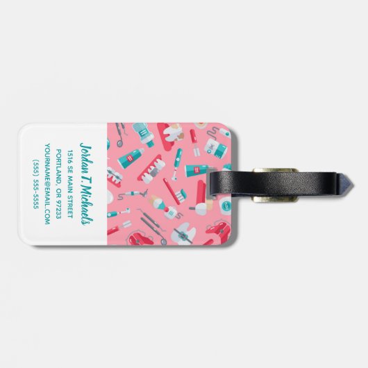あなたの一流の|ピンクの歯科パターンを加えて下さい ラゲッジタグ (裏面横)