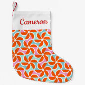 あなたの一流の|レトロのオレンジくさびパターンを加えて下さい スモールクリスマスストッキング (正面)