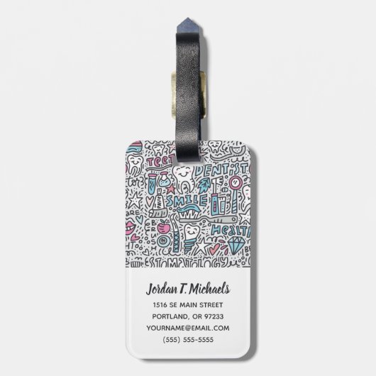 あなたの一流の|歯科漫画パターンを加えて下さい ラゲッジタグ (裏面縦)