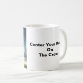 あなたの世界を十字架の上に集中させる コーヒーマグカップ (正面右)