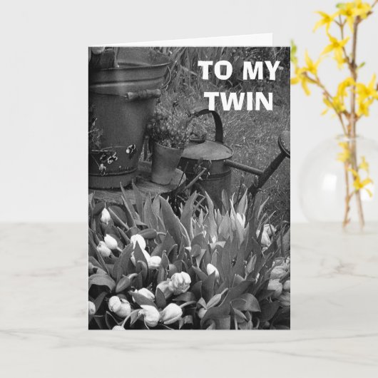 あなたの人生で双子の特別な女の子を生む母親の日 カード (黄色い花)