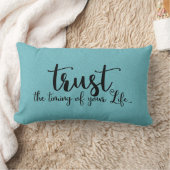 あなたの人生のタイミングを信頼する – 装飾用クッション ランバークッション (ブランケット)
