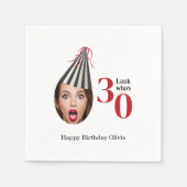 あなたの写真とパーティーハットおもしろい30th誕生日 スタンダードカクテルナプキン (正面)