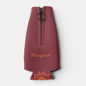 あなたの写真とモノグラム様式化された太陽のボトルクール ボトルクーラー (裏面)