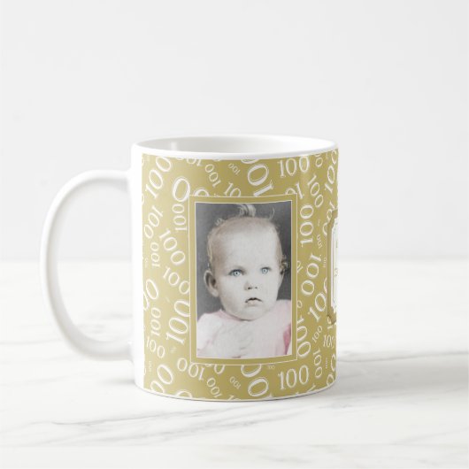 あなたの写真の100th誕生日の金ゴールド数パターン コーヒーマグカップ (左)
