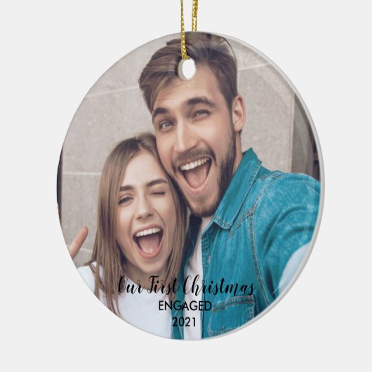 あなたの写真を追加する私たちの初めてのクリスマスMr. & Mrs. Christ セラミックオーナメント (左)