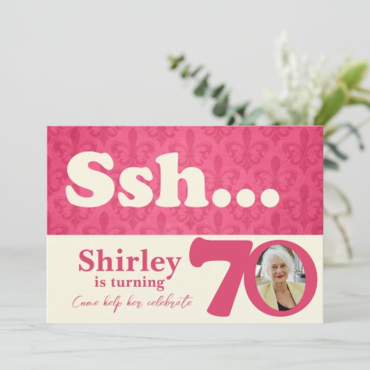 あなたの写真を追加sshサプライズ70th誕生日招待状 招待状 (スタンド正面)
