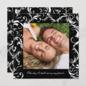 あなたの写真結婚式招待状黒いファンシー渦巻き 招待状 (正面/裏面)