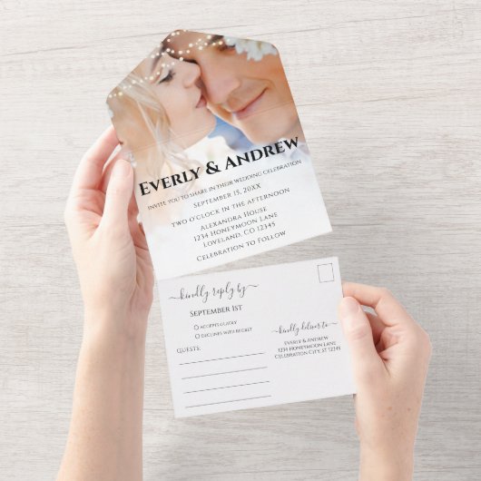 あなたの写真 シンプル モダン ストリング ライト ウェディング オールインワン招待状 (貼ってはがせる)