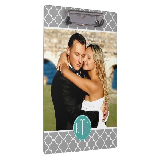 あなたの写真-灰色のクローバーのミントのモノグラム--をアップロードして下さい クリップボード (右)