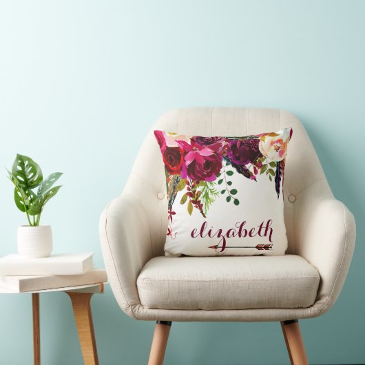 あなたの名前および矢とのBohoの花柄 クッション (椅子)
