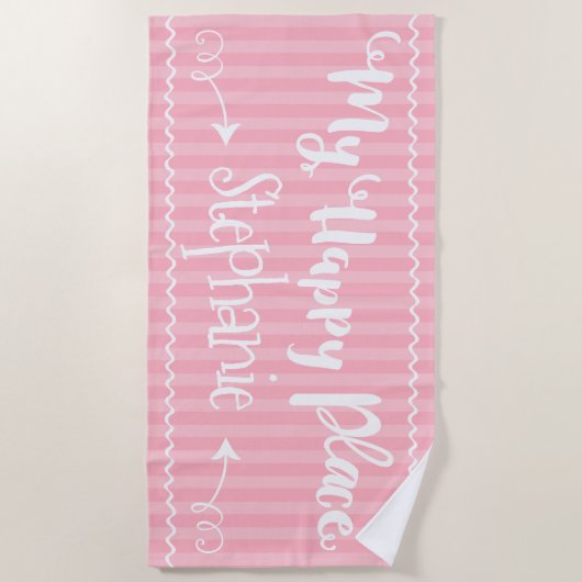 あなたの名前はこちらピンクハッピープレイスタイポグラフィ引用文 ビーチタオル (正面)