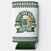 あなたの名前アイリッシュパブ |モノグラムアイルランド語バー スリム缶クーラー (正面)