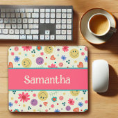 あなたの名前ピンクのカラフルハートスマイルインスピレーション マウスパッド