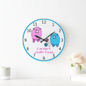 あなたの名前、手芸室、かわいくてふわふわした羊 ラージ壁時計 (ホーム)