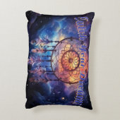 あなたの夢をキャッチブラシ付きアクセント枕コージー アクセントクッション (裏面(縦))