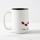 あなたの夢を後を追って下さい: てんとう虫、てんとう虫: 芸術 ツートーンマグカップ (左)