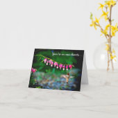 あなたの大げさに同情する人のハチドリの考えること カード (黄色い花)