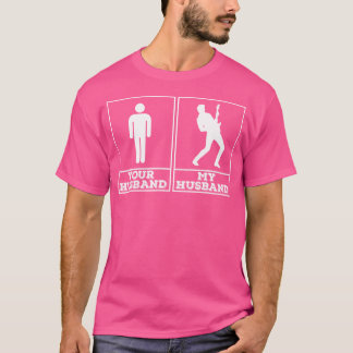 あなたの夫、わたしの夫 - ギタリストのための面白いギフト Tシャツ