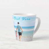 あなたの家族の写真文字ラテマグとカスタム文字 カフェラテマグ (右アングル)