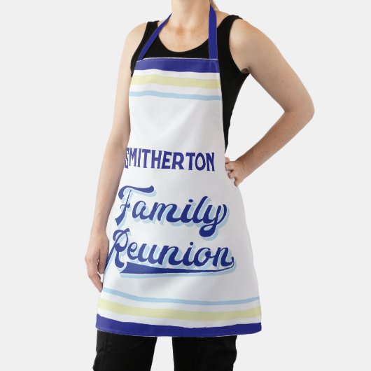 あなたの家族の名前のモノグラムの懇親会 エプロン (インサイチュ)