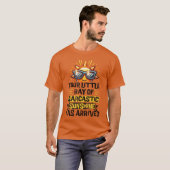 あなたの小さな皮肉な太陽の光 面白い サッシー Tシャツ (正面フル)