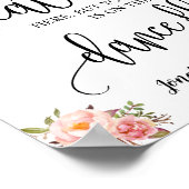 あなたの席の結婚式のレセプションピンクのフローラのサインを見つける ポスター (角)