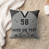 あなたの文字が付いているアイスホッケーのチームギフトのホッケーの枕 クッション (ブランケット)