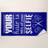 あなたの毛はあなたのSelfieの90%です ビーチタオル (正面)