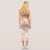 あなたの流れを見つける：女性のためのヨガパンツ&レギンス カプリレギンス (裏面)