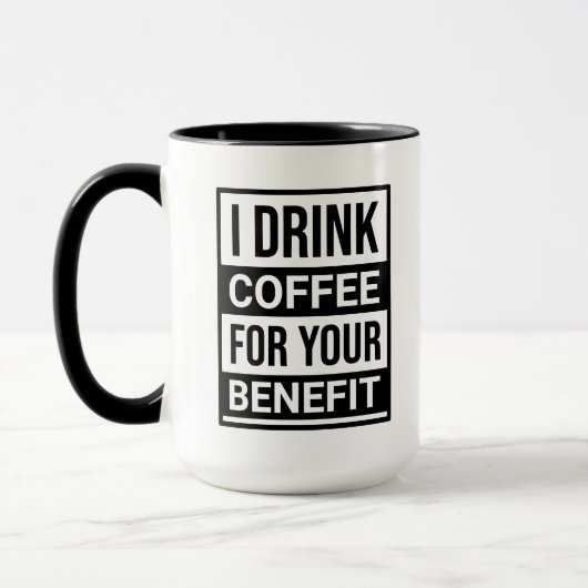 あなたの為にコーヒーを飲んでいます 面白い皮肉 テキスト マグカップ (左)