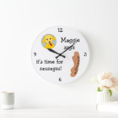 あなたの犬の写真を追加： 'ソーセージのための時間' ラージ壁時計 (ホーム)