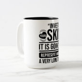 あなたの皮膚に投資引用文スキンケア愛好家 ツートーンマグカップ (正面左)