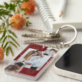 あなたの瞬間を大切にする – パーソナライズされた 4フォトコラッグ キーホルダー (正面右)