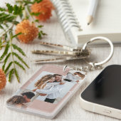 あなたの瞬間を大切にする – パーソナライズされた 4フォトコラッグ キーホルダー (正面右)