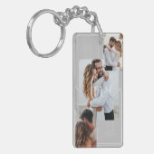 あなたの瞬間を大切にする – パーソナライズされた 4フォトコラッグ キーホルダー (正面左)