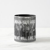 あなたの腕-マグで回して下さい マグカップ (中央)