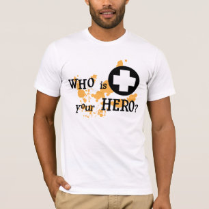 あなたの英雄はだれですか。 Tシャツ