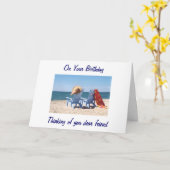 あなたの誕生日がビーチの一日のようになることを願う カード (黄色い花)