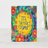 あなたの誕生日の陽気なおもしろい黄色のフローラ カード (正面)