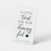 あなたの踊り足の少し扱いフリップフロップ 台座サイン (正面)