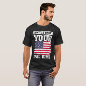 あなたの過去ではない Tシャツ (正面フル)