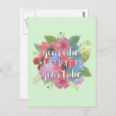 あなたの雰囲気はあなたの部族のワイルドフラワー引用文を引き付ける ポストカード (正面/裏面)