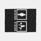 あなたのVsマイガールフレンドボディビルフィットネストレーニング フリースブランケット (正面(横))