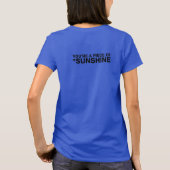 あなたはの太陽の光 – 黒い背中 Tシャツ (裏面)