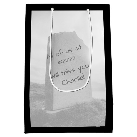 あなたはもう死んだ扱いだよ　面白い同僚の退職 ミディアムペーパーバッグ (裏面)