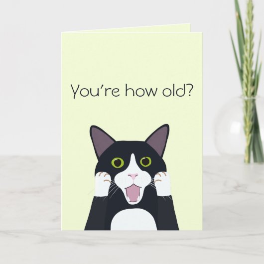 あなたは何歳おもしろいの猫が丘の誕生日を越えて カード (正面)