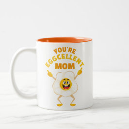 あなたは卵ママおもしろいかわいい漫画の笑顔の卵 ツートーンマグカップ